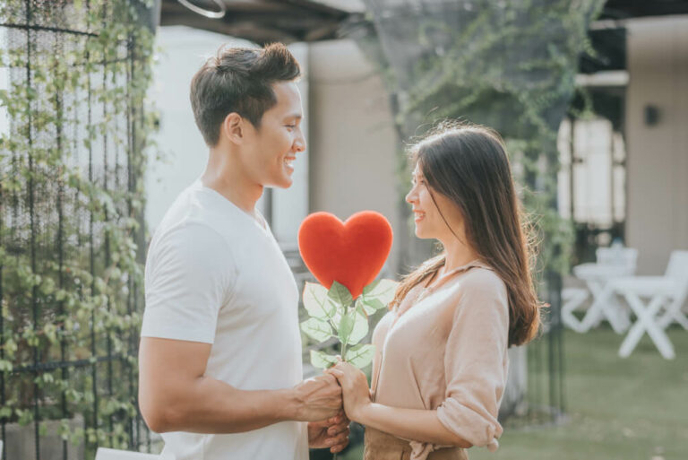 [Luận số đề] Mơ thấy chồng đánh con gì? Điềm báo gì?